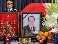 Di ảnh và thi hài nguyên Thủ tướng Phan Văn Khải tại nhà riêng ở huyện Củ Chi, TP.HCM trưa 17-3 - Ảnh: QUANG ĐỊNH