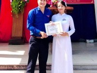 Tuyên dương gương “Học sinh 3 tốt” và "Học sinh 3 rèn luyện" năm 2022